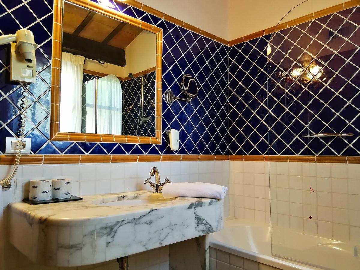 Hotel Il Vecchio Mulino Àrbatax Esterno foto